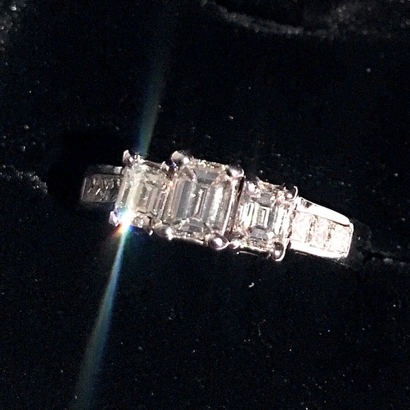 Jewelry - 💎 18K 1.55CT VS Natural Diamond Large Emerald Princess Cut White Gold Ring